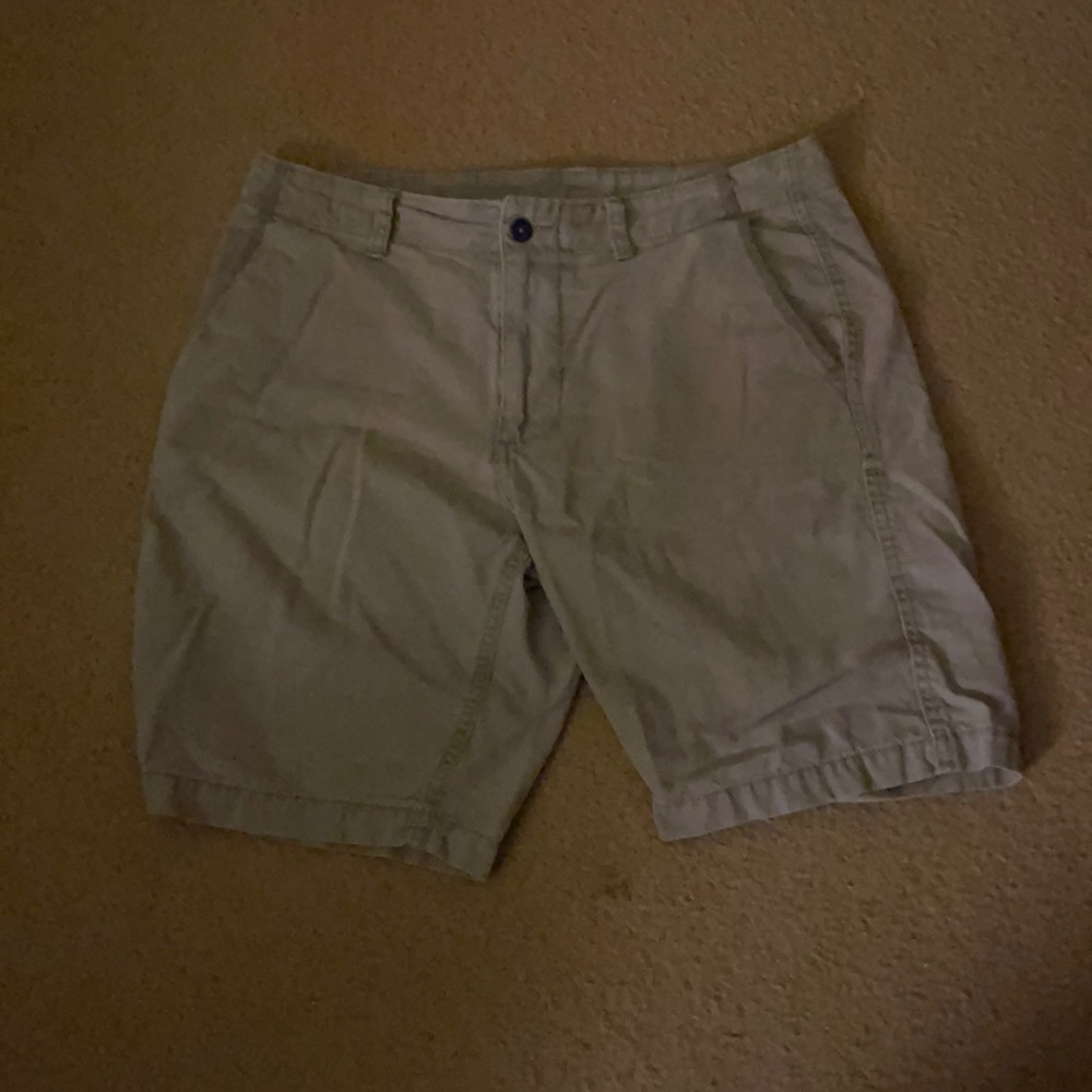 32 Old Navy Grey Shorts